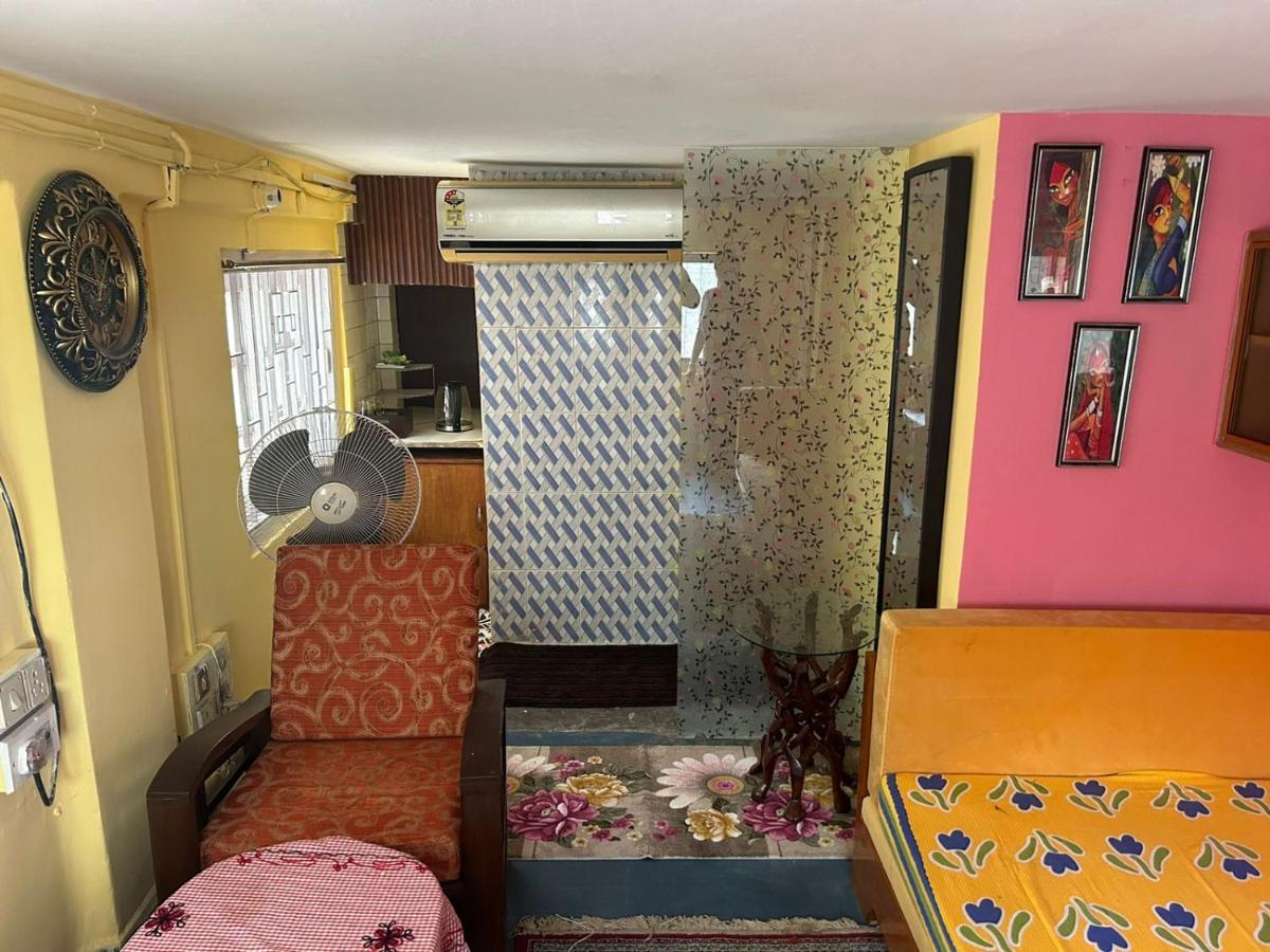 A Home Away From Home コルカタ エクステリア 写真